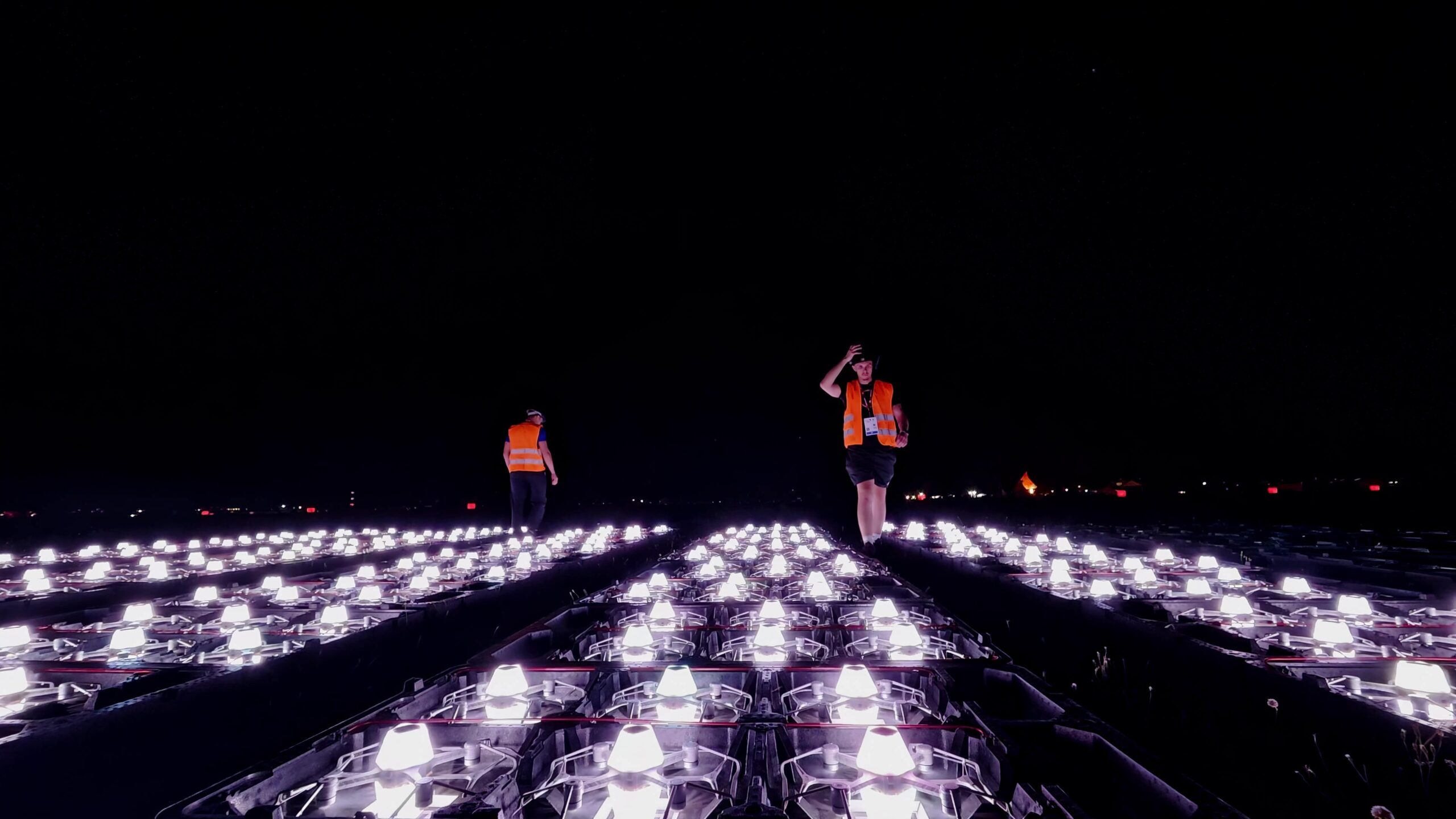 pokaz dronów making of, making of pokazu dronów, pokaz dronów, jak powstaje pokaz dronów, realizacja pokazu dronów, Drone Light Show, 400 dronów, rój dronów, pokaz dronów z pirotechniką, Leszno, Leszczyńska Noc Balonowa, Astranate